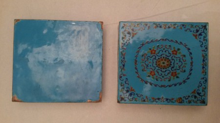 boite Canton XIX° émail sur cuivre avant restauration (coins)